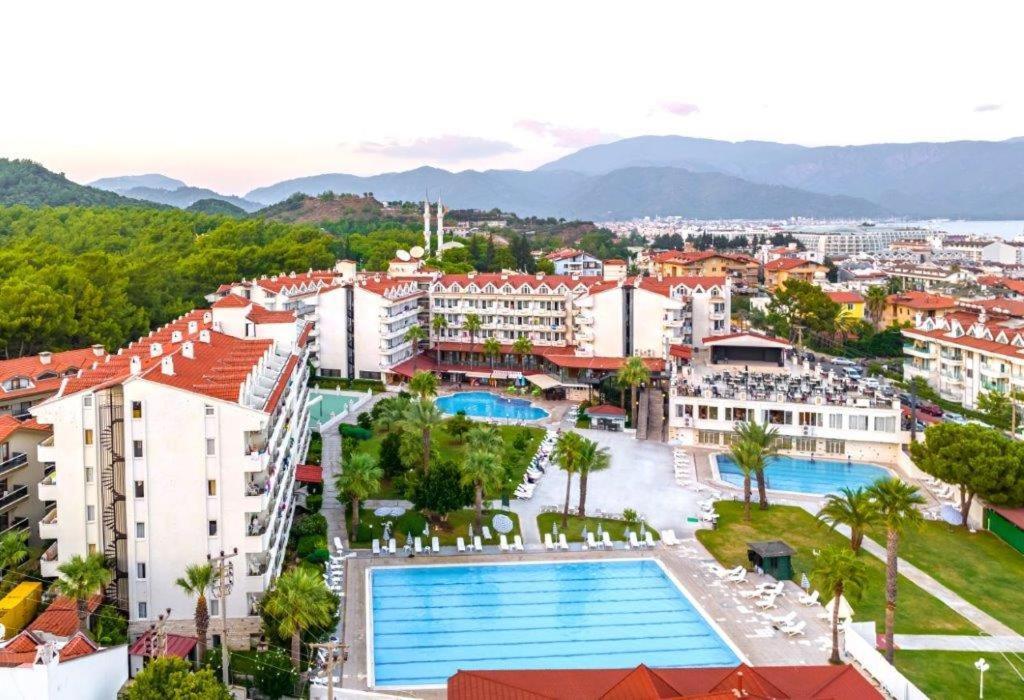 Club Pineta Hotel มาร์มาริส ภายนอก รูปภาพ